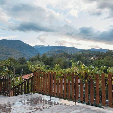Duvaro Guesthouse Raduil エクステリア 写真