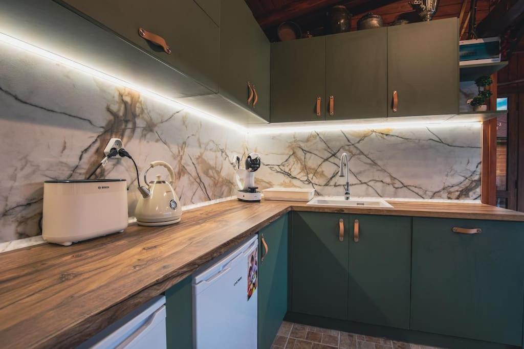 Duvaro Guesthouse Raduil エクステリア 写真